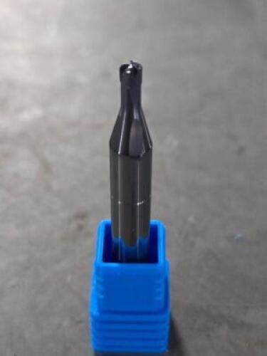 DESCRIPTION: (4) SOLID CARBIDE CORNER ROUNDING END MILLS BRAND/MODEL: SECO 39937 SIZE: 3mm DIA 0.75" LOC RETAIL$: $472.92 QTY: 4