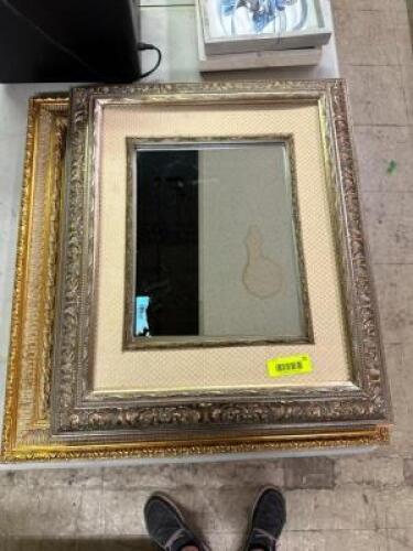 ASSORTED WALL ART