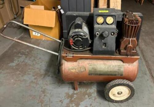 HORIZONTAL AIR COMPRESSOR