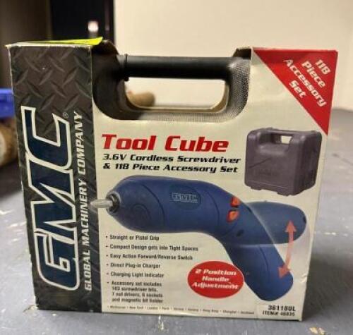 CORDLESS DRILL W/ ACCESSORIES