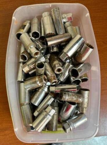 BIN OF ASSORTED SOCKETS