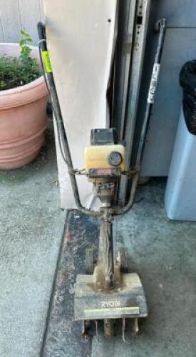 2 CYCLE GARDEN TILLER