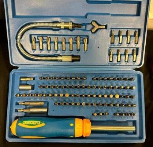 SCREWDRIVER SET
