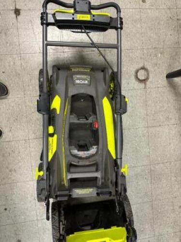 CORDLESS PUSH MOWER