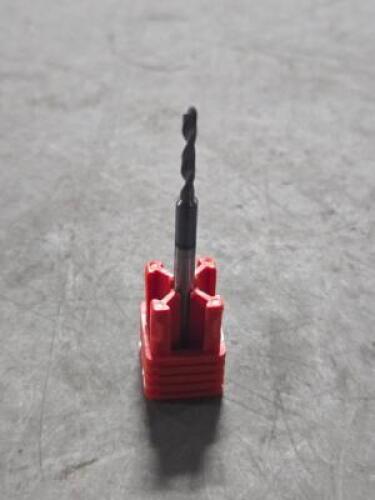 DESCRIPTION: (10) SOLID CARBIDE JOBBER BITS BRAND/MODEL: ACCUPRO 63310262 SIZE: #46 RETAIL$: $218.20 QTY: 10
