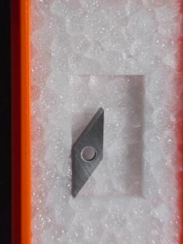 DESCRIPTION: (5) PCD TURNING INSERTS BRAND/MODEL: HERTEL HTVCMX221 RETAIL$: $203.50 QTY: 5