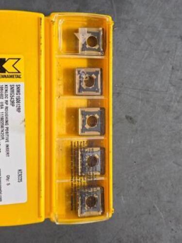 DESCRIPTION: (20) SNMG543RP CARBIDE ROUGHING POSITIVE INSERTS BRAND/MODEL: KENNAMETAL SNMG150612RP KC9225 RETAIL$: $721.61 QTY: 20