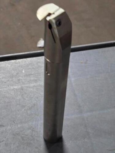 DESCRIPTION: (1) INDEXABLE CUT OFF TOOLHOLDER BRAND/MODEL: HERTEL HC-I25R90-20D.16-2 RETAIL$: $150.69 QTY: 1