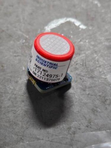 DESCRIPTION: (4) MX6 IBRID GAS DETECTOR SENSOR BRAND/MODEL: INDUSTRIAL SCIENTIFIC 1TAL8 SIZE: CARBON MONOXIDE RETAIL$: $2,474.20 QTY: 4