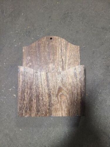DESCRIPTION: (1) CASE OF (8) WOODEN WALL HANG MAGAZINE HOLDER QTY: 1