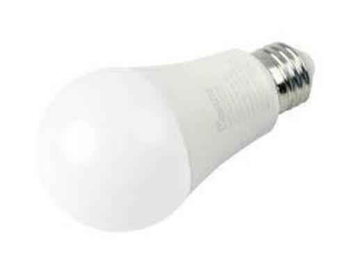 DESCRIPTION: (10) LIGHT BULBS BRAND/MODEL: MAXLITE INFORMATION: 100 W, 15W, 3000K, WARM WHITE RETAIL$: $6.79 EA QTY: 10