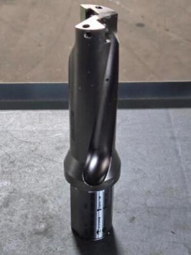 DESCRIPTION: (1) INDEXAABLE INSERT DRILL BRAND/MODEL: SECO 36804 SIZE: 1.52" MAX DIA 4.5" MAX DEEP RETAIL$: $731.44 QTY: 1