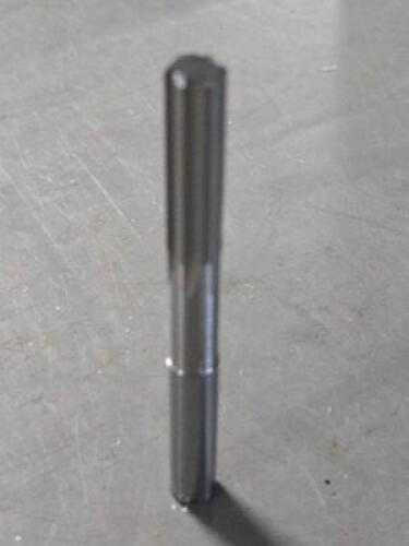 DESCRIPTION: (3) CARBIDE CHUCKING REAMER BRAND/MODEL: OSG 300-3160 SIZE: LETTER O RETAIL$: $162.81 QTY: 3