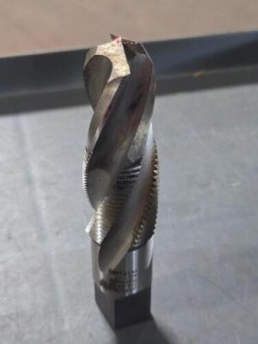 DESCRIPTION: (1) COMBO DRILL TAP BRAND/MODEL: MADE IN USA 82800079 SIZE: 3/4-14 NPTF. 59/64" DRILL RETAIL$: $687.86 QTY: 1