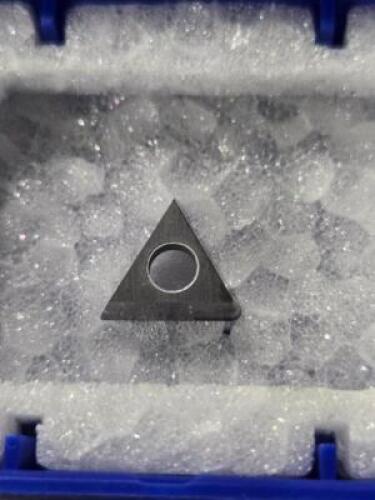 DESCRIPTION: (4) PCD COATED TURNING INSERTS BRAND/MODEL: SUMITOMO TPA222-DA2200 RETAIL$: $404.68 QTY: 4