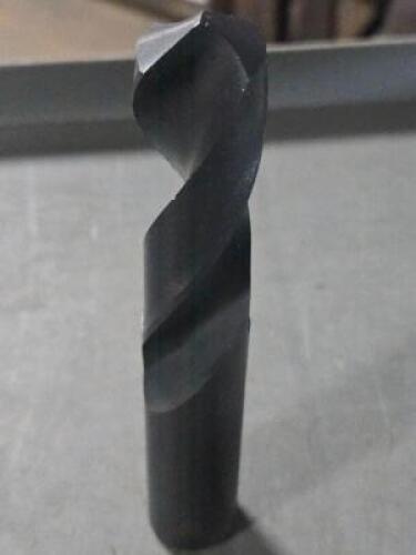 DESCRIPTION: (1) HSS SML DRILL BIT BRAND/MODEL: VC SIZE: 7/8" DIA RETAIL$: $59.30 QTY: 1