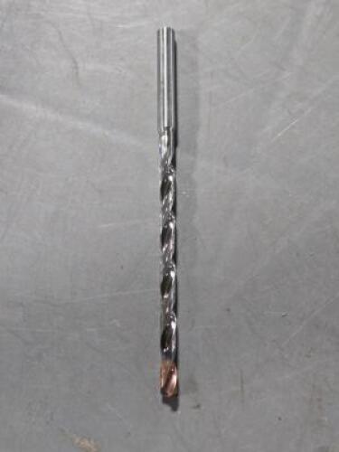DESCRIPTION: (1) SOLID CARBIDE TAPER LENGTH DRILL BIT BRAND/MODEL: WALTER TITEX 5834809 SIZE: 5mm RETAIL$: $293.86 QTY: 1