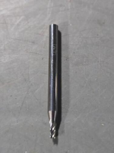 DESCRIPTION: (4) CARBIDE SQ END MILL BRAND/MODEL: ACCUPRO 12182705 SIZE: 1/16" DIA 1/8" LOC RETAIL$: $41.48 QTY: 4