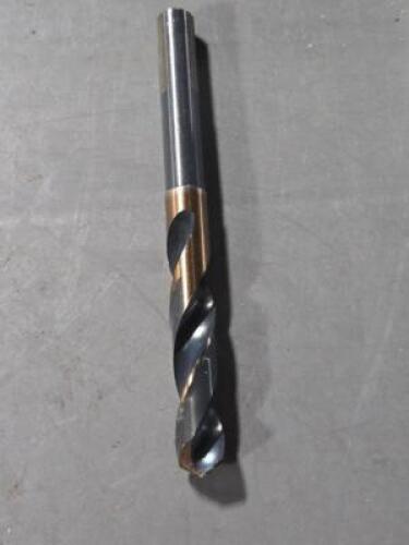DESCRIPTION: (4) REDUCED SHANK NITRO DRILL BRAND/MODEL: DRILLCO 1000N134 SIZE: 17/32" DIA 1/2" SD RETAIL$: $108.76 QTY: 4