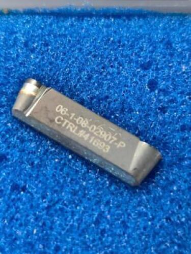 DESCRIPTION: (10) SOLID CARBIDE GROOVING INSERTS BRAND/MODEL: NORTH AMERICAN CARBIDE A4R400M04P00ST RETAIL$: $38.10 PER INSERT QTY: 10