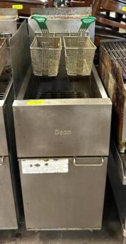 DESCRIPTION: 40 LB. GAS FRYER WITH SIDESPLASH BRAND/MODEL: FRYMASTER SR142GN QTY: 1