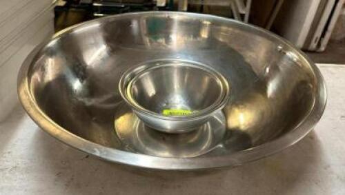 DESCRIPTION: (5) STAINLESS MIXING BOWLS QTY: 5