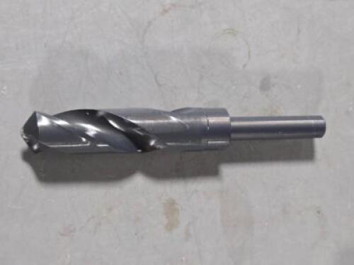 DESCRIPTION: (1) REDUCED SHANK DRILL BIT BRAND/MODEL: CHICAGO LATROBE 55458 SIZE: 29/32Z" RETAIL$: $67.56 QTY: 1