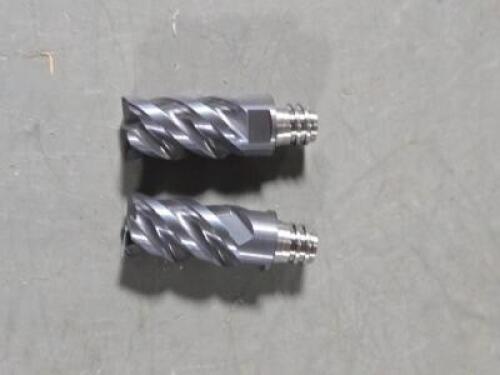 DESCRIPTION: (2) CORNER RADIUS MILLING TIP INSERTS BRAND/MODEL: ISCAR 3336732 SIZE: 3/8" CUT DIA 0.56" DOC RETAIL$: $300.00 QTY: 2