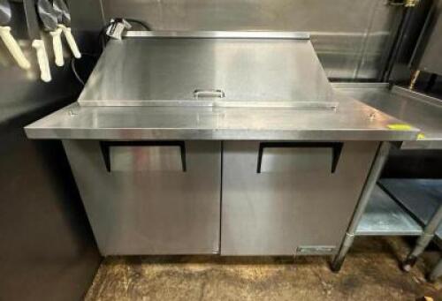 TRUE REFRIGERATED PREP TABLE