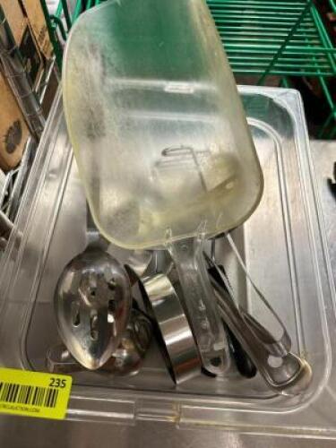 ASSORTED COOKING UTENSILS