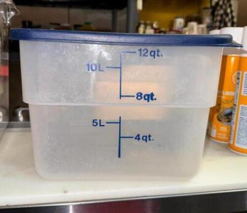 (5)- 12QT FOOD BINS WITH LIDS