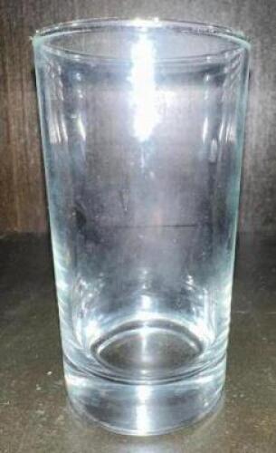 (8) - BEVERAGE GLASSES