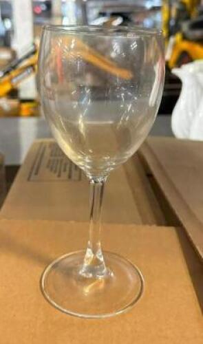 (24) EXCALIBUR GRAND SAVOIE WINE GLASSES