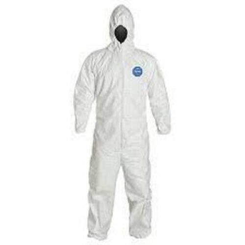DESCRIPTION: (1) PACK OF (25) HOODED DISPOSABLE COVERALLS BRAND/MODEL: DUPONT TYVEK #6LY36 INFORMATION: WHITE SIZE: XL RETAIL$: $258.66 EA QTY: 1