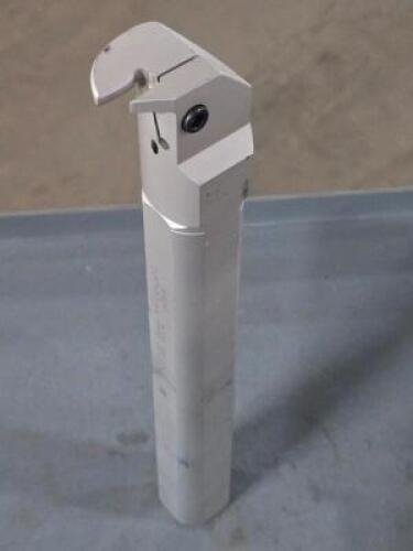 DESCRIPTION: (1) INDEXABLE INTERNAL RH GROOVING TOOL HOLDER BRAND/MODEL: ISCAR TGIR 38.1-C6 SIZE: 0.72" MAX DOC 1-1/2" DIA RETAIL$: $577.00 QTY: 1