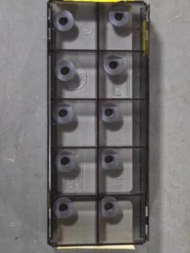 DESCRIPTION: (30) CARBIDE MILLING INSERTS BRAND/MODEL: SANDVIK COROMANT R300-0828-PM S30T RETAIL$: $537.00 QTY: 30