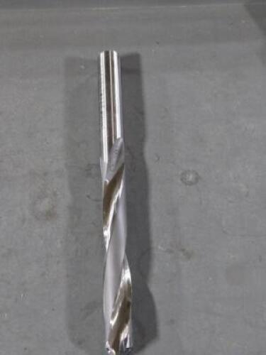 DESCRIPTION: (1) CARBIDE TIPPED COOLANT FED DRILL BIT BRAND/MODEL: GWS 29007500 SIZE: 3/4" DIA RETAIL$: $256.30 QTY: 1