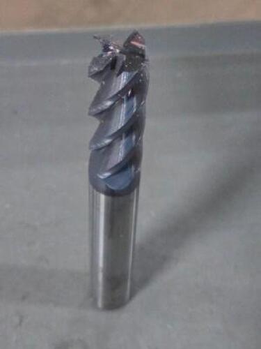 DESCRIPTION: (1) CARBIDE SQ END MILL BRAND/MODEL: ACCUPRO 87829826 SIZE: 3/4" DIA 2" LOC RETAIL$: $193.17 QTY: 1