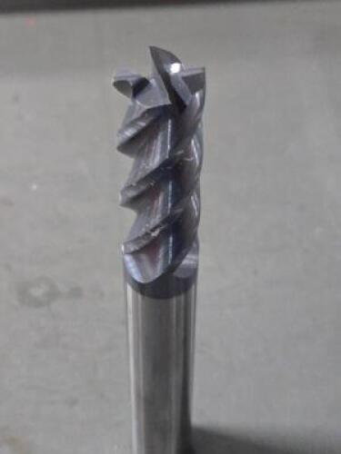 DESCRIPTION: (1) CARBIDE SQ END MILL BRAND/MODEL: ACCUPRO 12183627 SIZE: 3/4" DIA 2" LOC RETAIL$: $193.17 QTY: 1
