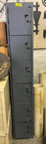 METAL STORAGE LOCKER