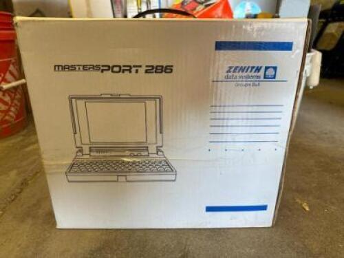 ZENITH MASTERPORT 286 COMPUTER