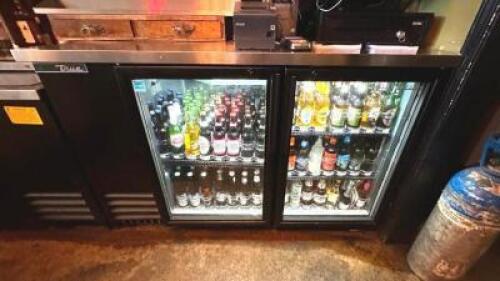 TRUE DOUBLE DOOR BOTTLE COOLER