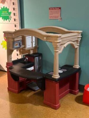 LITTLE TIKES SUPER MARKET PLAYSET