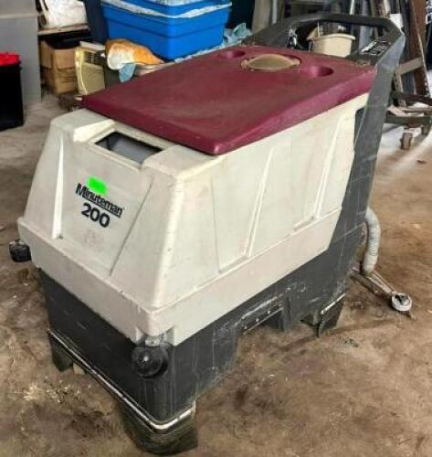 DESCRIPTION: WALK-BEHIND FLOOR SCRUBBER MACHINE BRAND/MODEL: MINUTMAN 200 INFORMATION: NEEDS NEW BATTERY QTY: 1