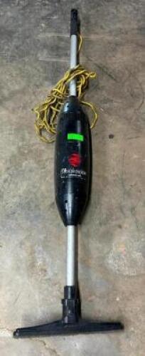 DESCRIPTION: VERTICAL SIDEWINDER VAC QTY: 1