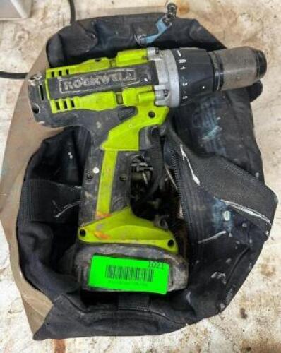 DESCRIPTION: CORDLESS DRILL WITH CARRYING CASE BRAND/MODEL: ROCKWELL QTY: 1