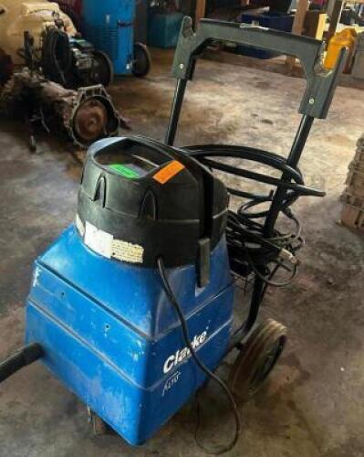 DESCRIPTION CLARK CTV-15 MINI WET DRY VACUUM BRAND / MODEL: CLARK CTV-15 QTY 1