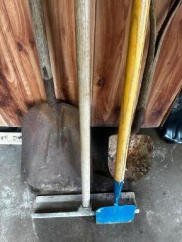DESCRIPTION (4) ASSORTED LONG HANDLE TOOLS THIS LOT IS: SOLD BY THE PIECE QTY 4
