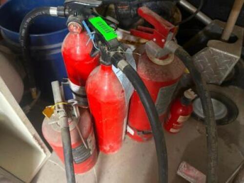 DESCRIPTION (5) ASSORTED DRY CHEMICAL FIRE EXTINGUISHER. THIS LOT IS: ONE MONEY QTY 1