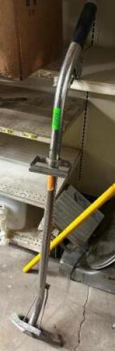 DESCRIPTION CARPET EXTRACTOR WAND QTY 1